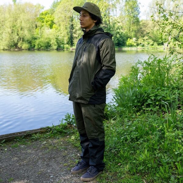 Korum Neoteric 5X5 Waterproof Suit (K0350131-37) - Image 3